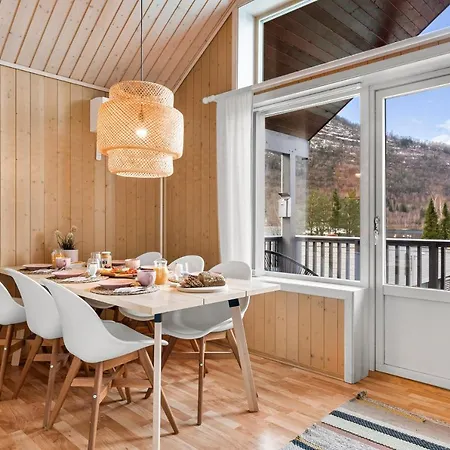 Mikkelparken Ferietun Village de vacances Kinsarvik