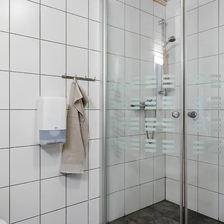 Mikkelparken Ferietun Кинсарвик