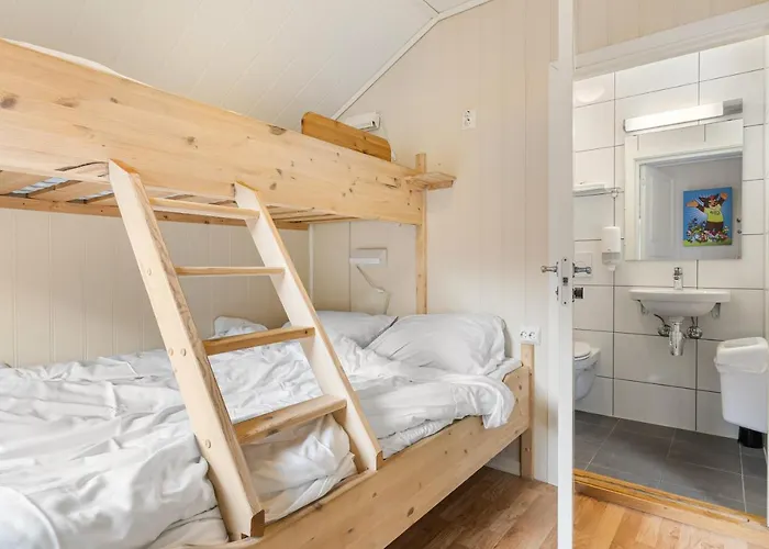 Mikkelparken Ferietun 3* Kinsarvik