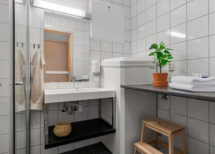 Mikkelparken Ferietun 3* Kinsarvik