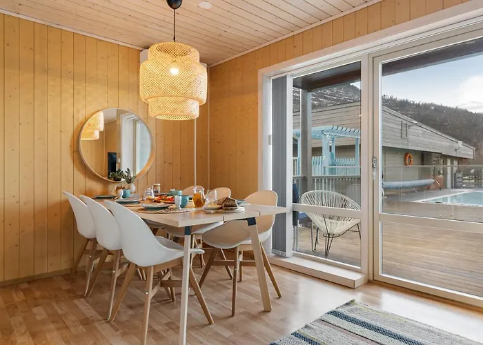 Mikkelparken Ferietun Kinsarvik